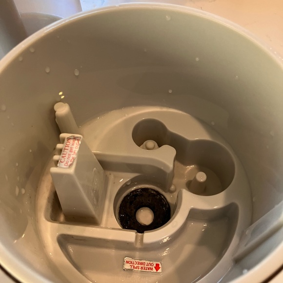 Objecto W7 Ultrasonic Aromatherapy Humidifier/Diffuser Dark Grain HW-36DK - Picture 13 of 13